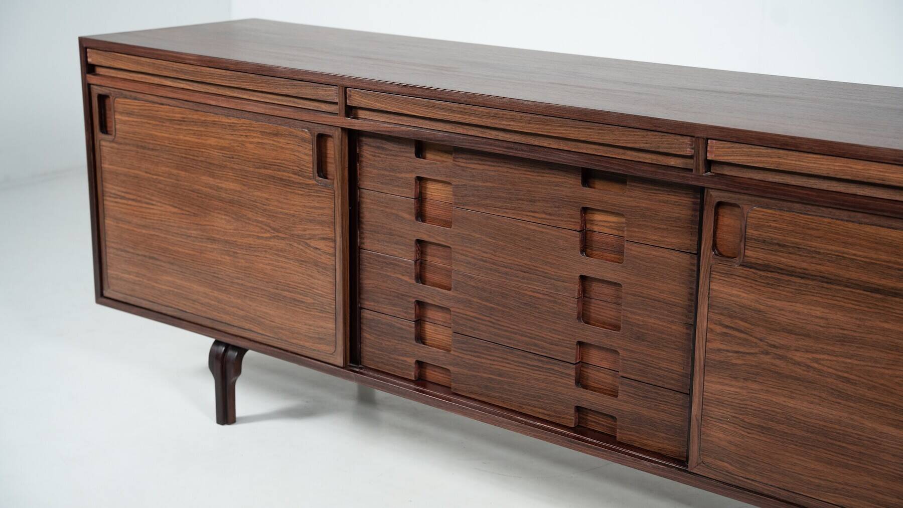 Mid-century modern sideboard by Renato Magri for Cantieri Carugati, 1960s
