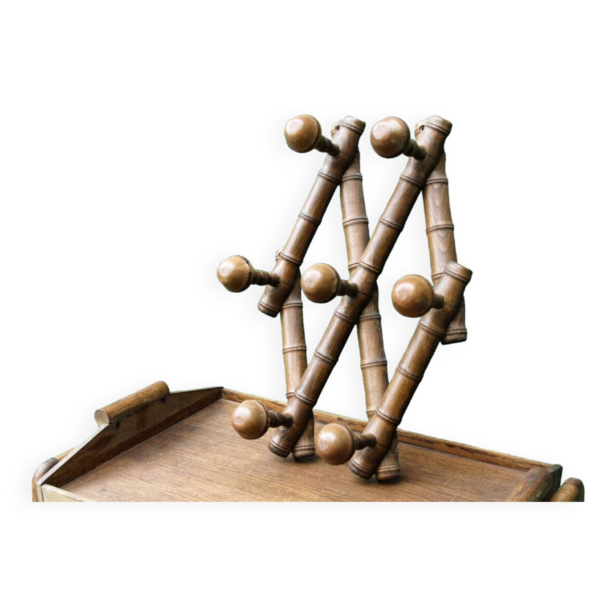 Accordion wall coat rack, bamboo imitation