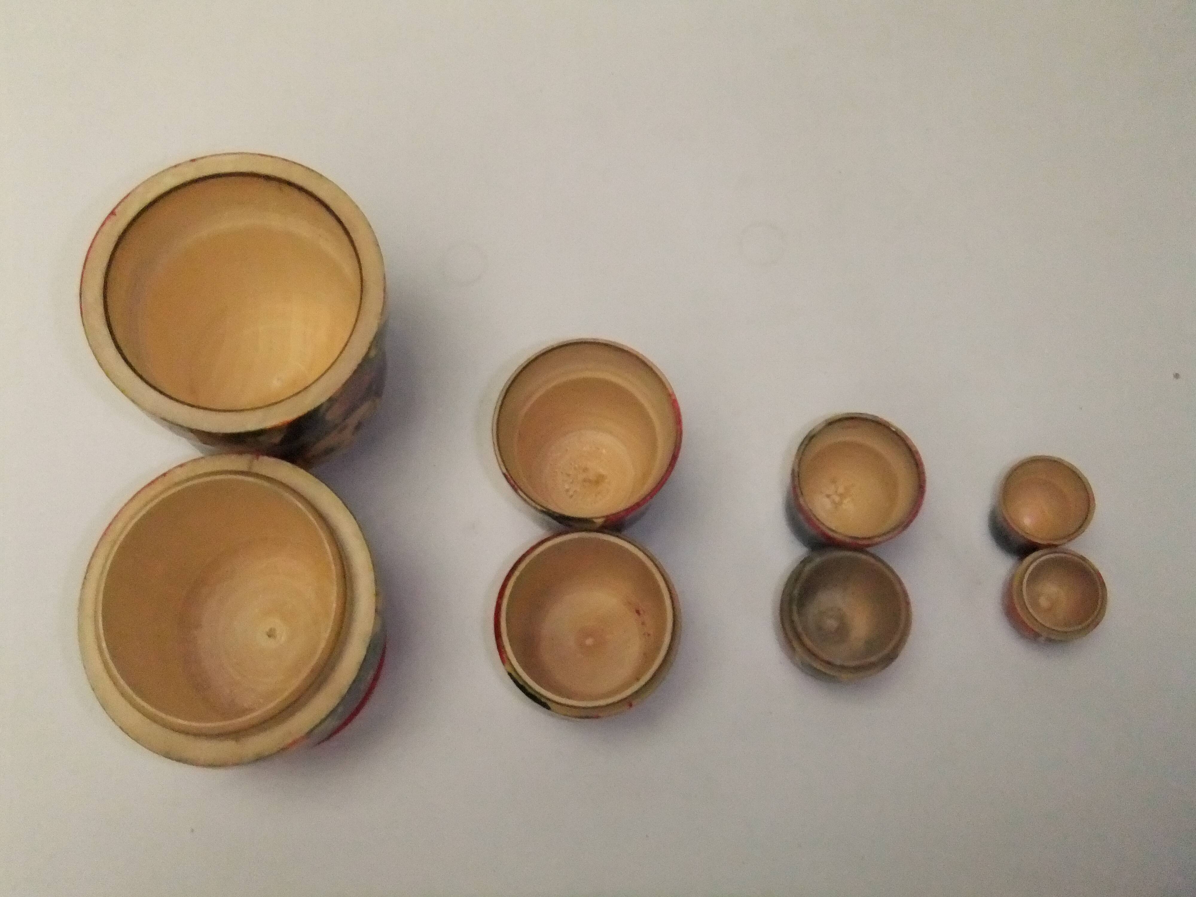 Poupees russes en bois matriochka decor de fleurs