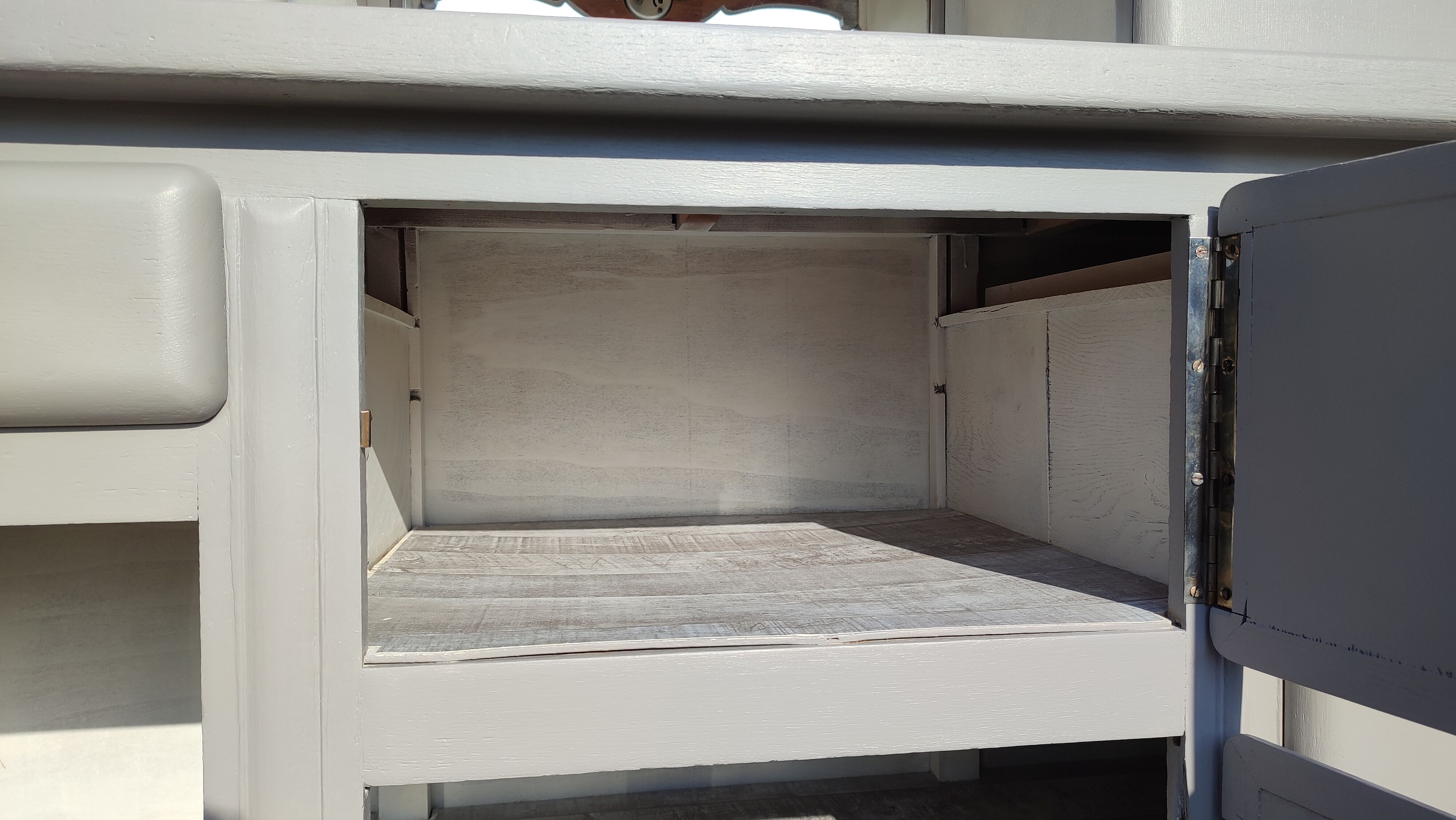 Vintage buffet year 50