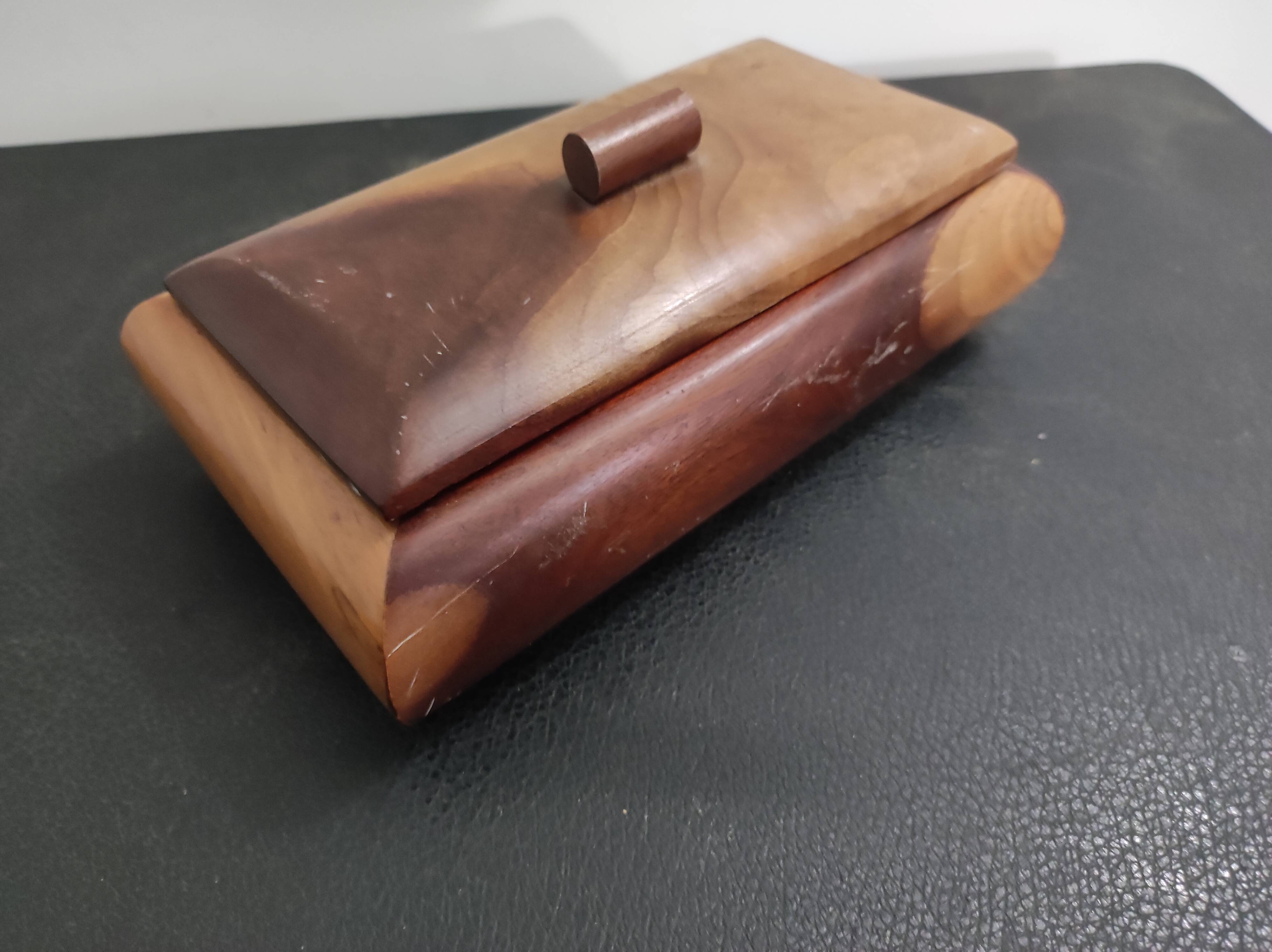 Wooden snuff box pen case
