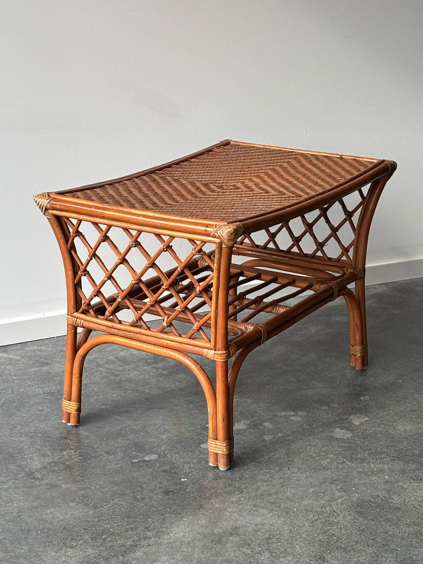 Table basse en rotin – années 1960/70