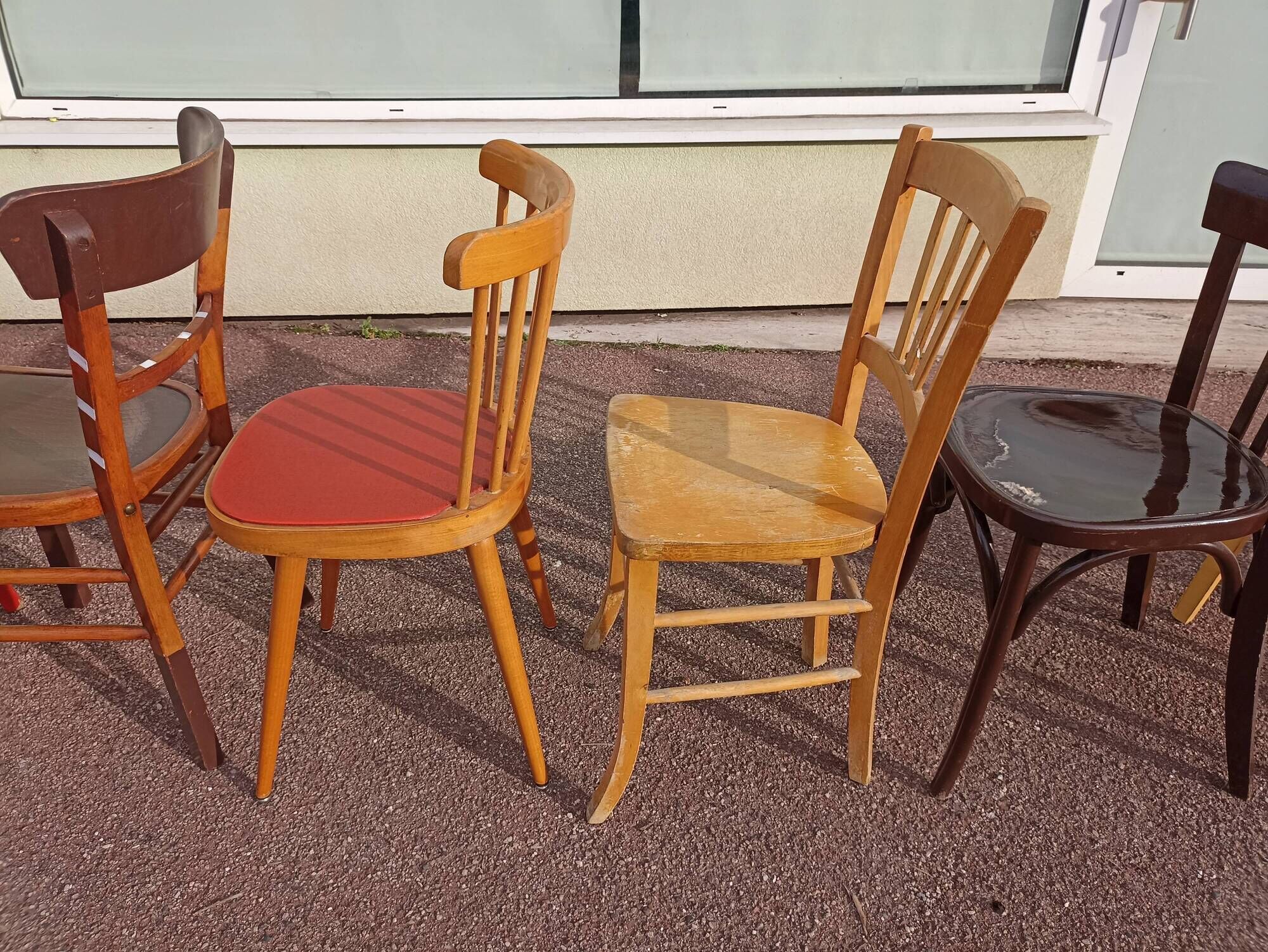 Set of 8 wooden bistro chairs bar mismatched