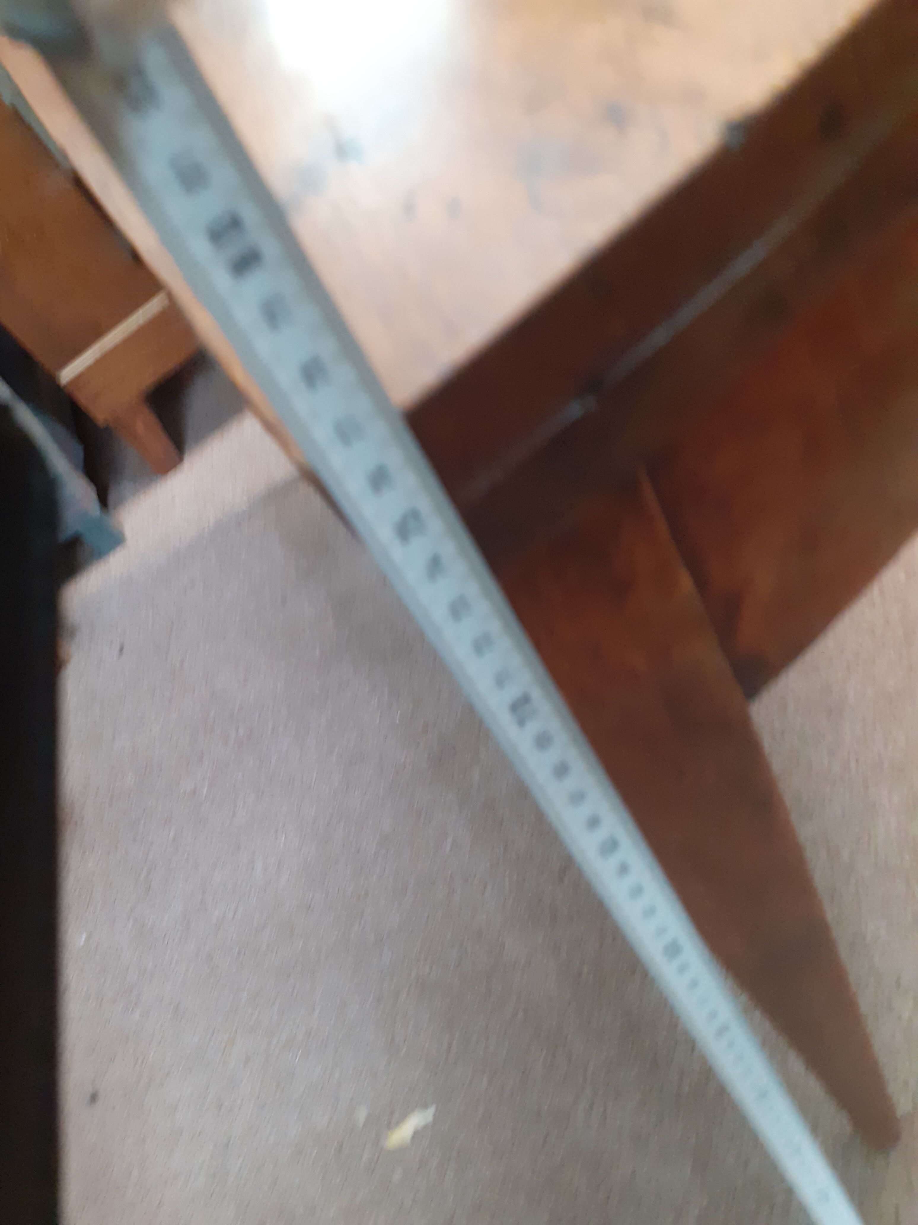 Table demi lune en noyer