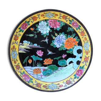 Large mesh porcelain dish, Japan