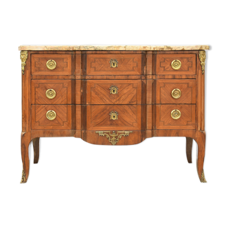 Commode d'époque transition