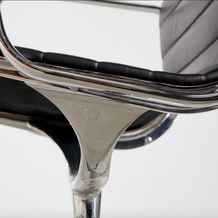 EA112 Desk Chair by Charles & Ray Eames