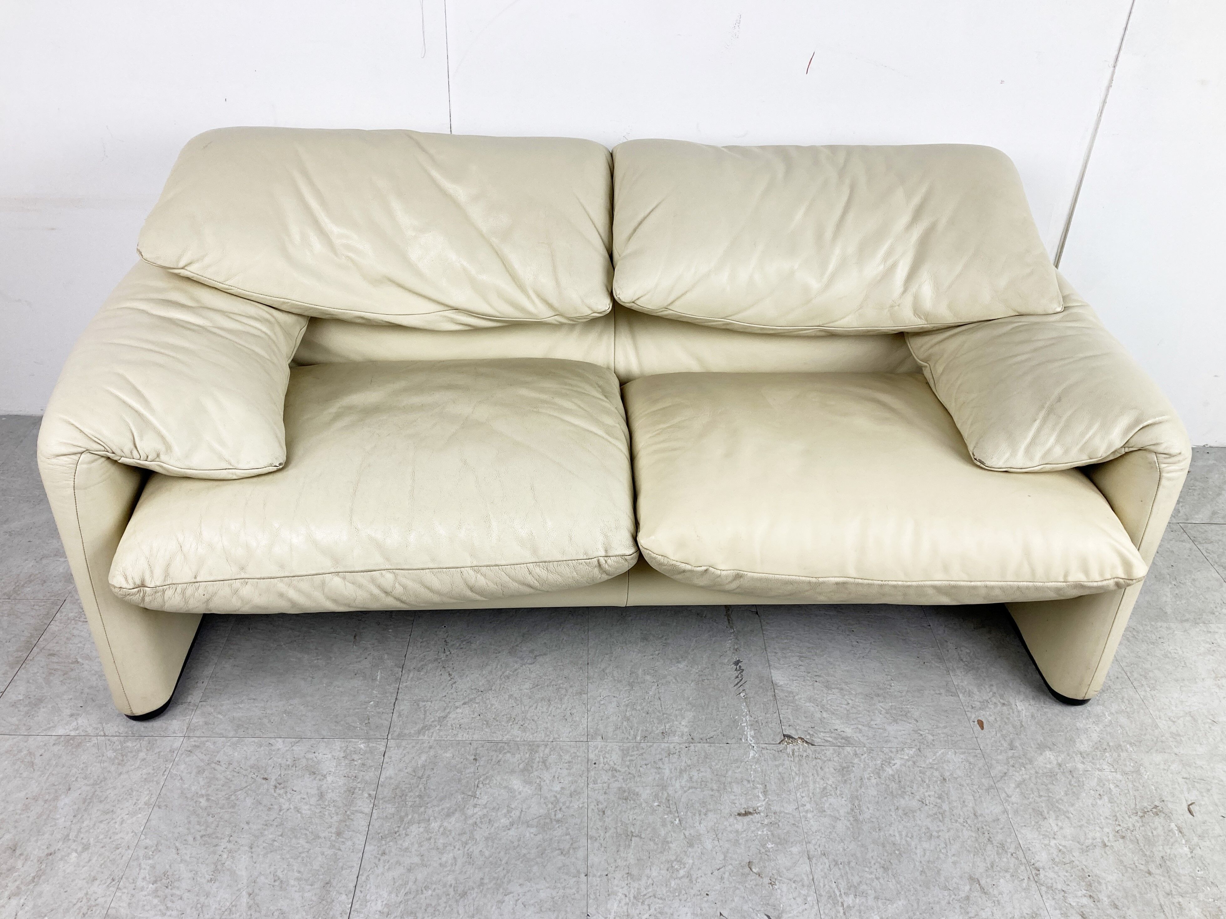 Leather Maralunga sofa by Vico Magistretti for Cassina