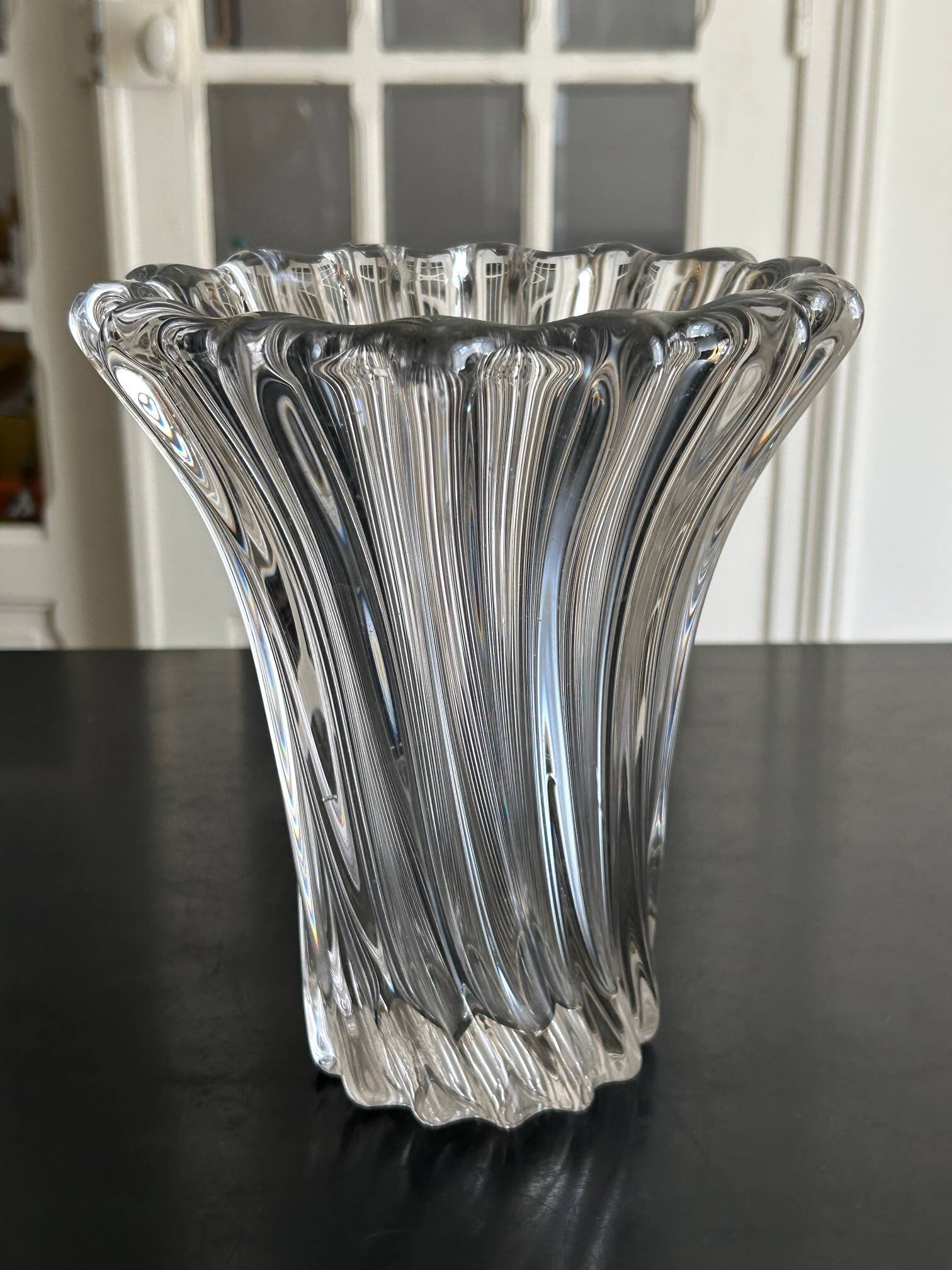 Pierre D'Avesn crystal vase