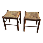 Paire de tabourets années 50 en bois et assise paillée