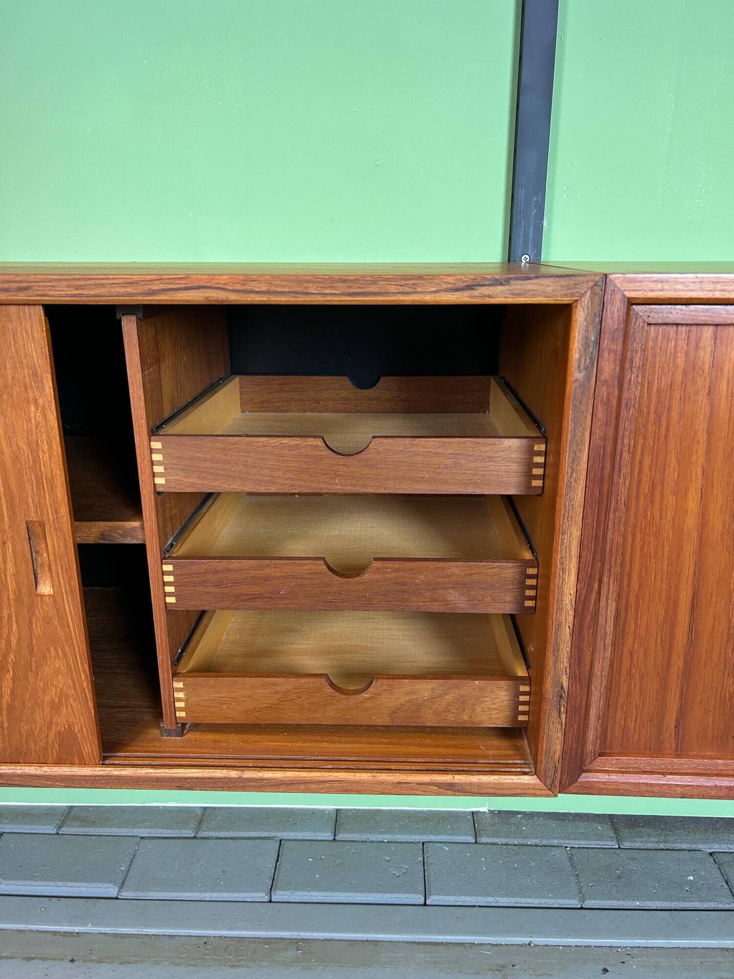 Poul Cadovius Mid- Century Modern Modular Teak Wall Unit Shelving for Cado