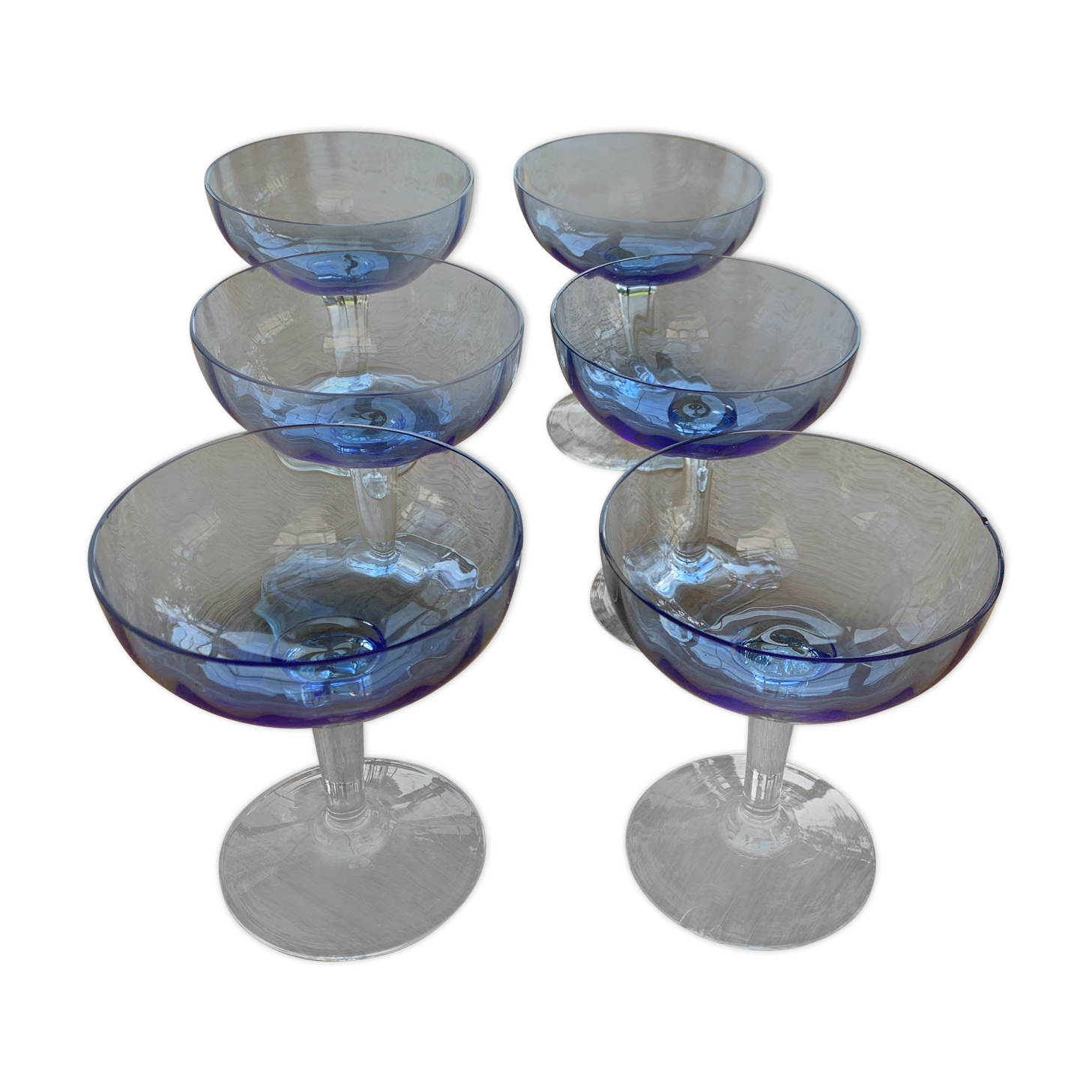 6 champagne glasses in blue glass and vintage transparent base