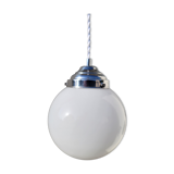 Opaline globe suspension