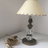 Lampe à poser d’époque moderniste en verre et laiton
