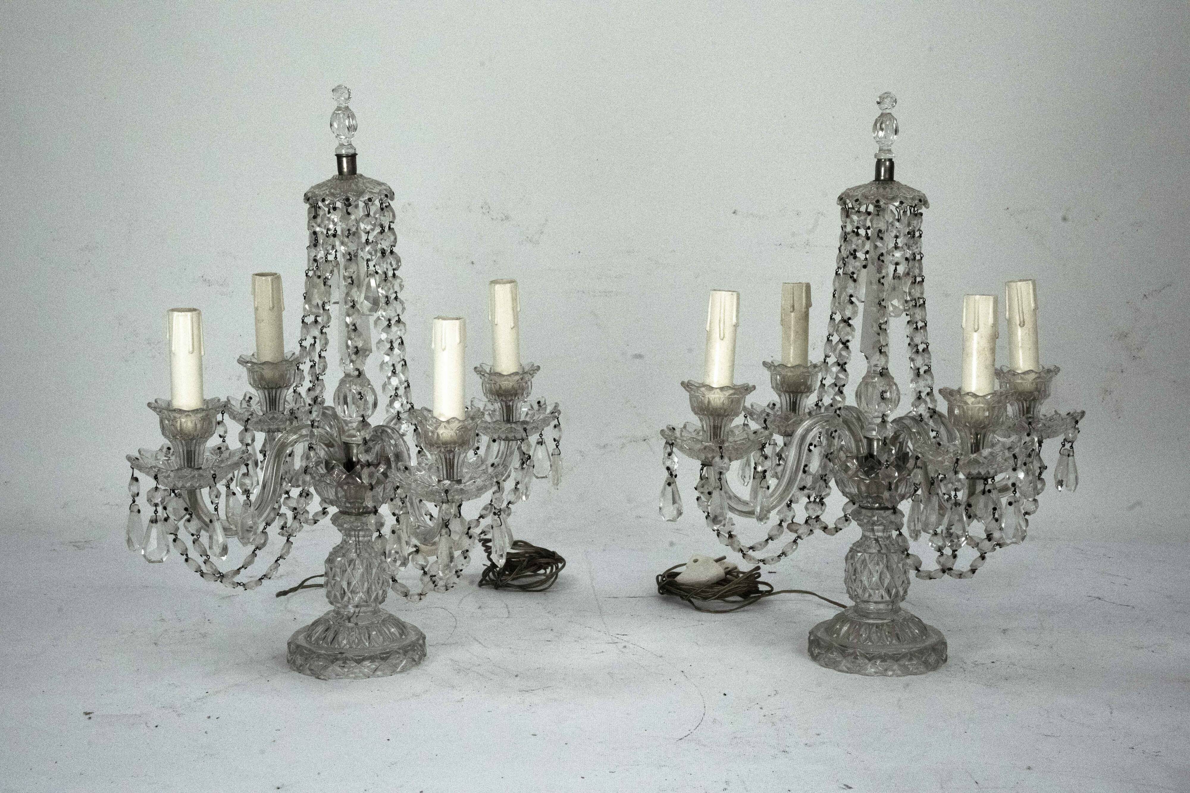 Lampes de table en cristal Maria Theresa avec candélabres. Ensemble de deux. Italie, années 1940.