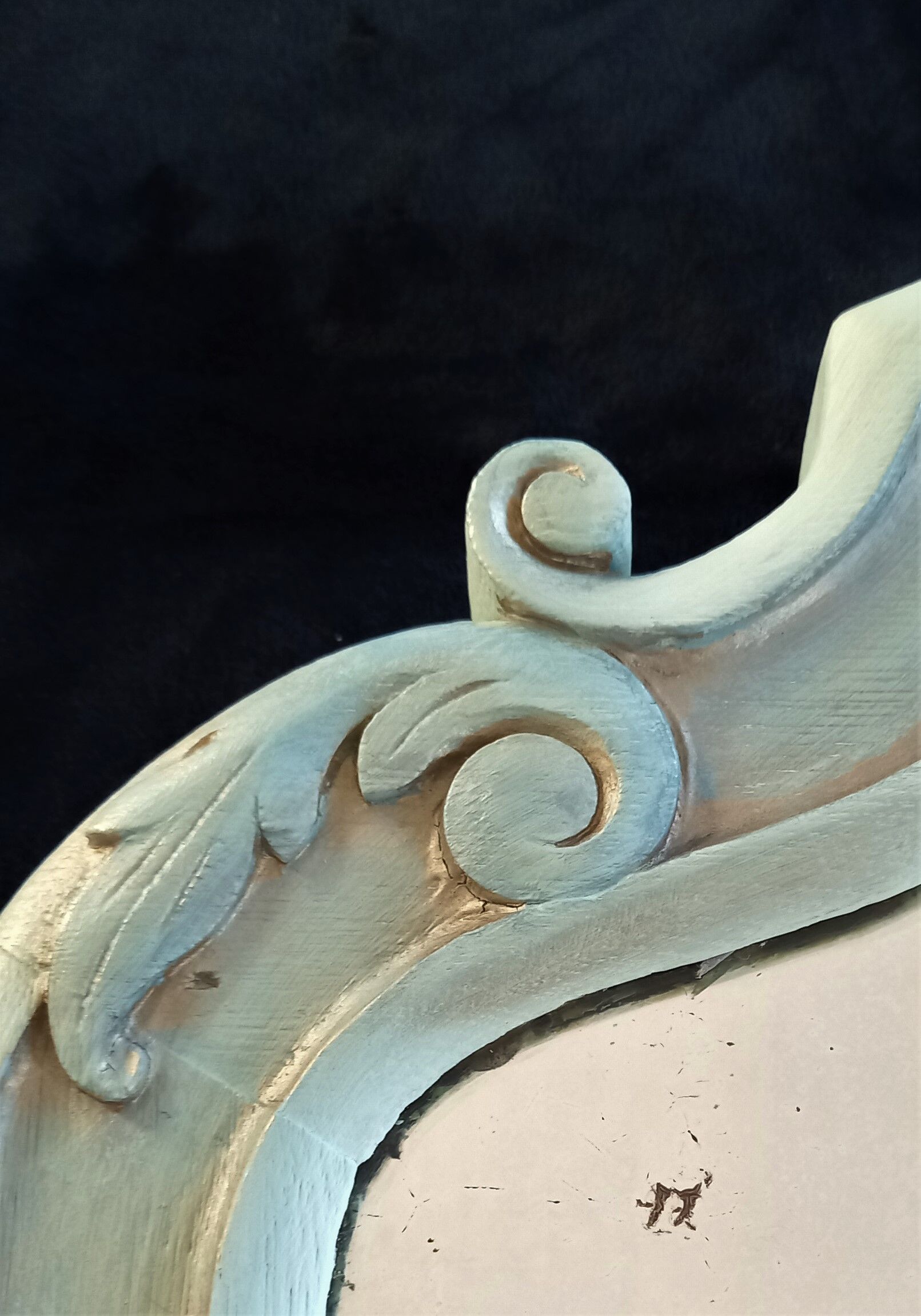 Old mirror carved baroque style in green linden & gold