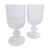 Duo of glasses with bullied glass