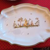 Moustiers table service