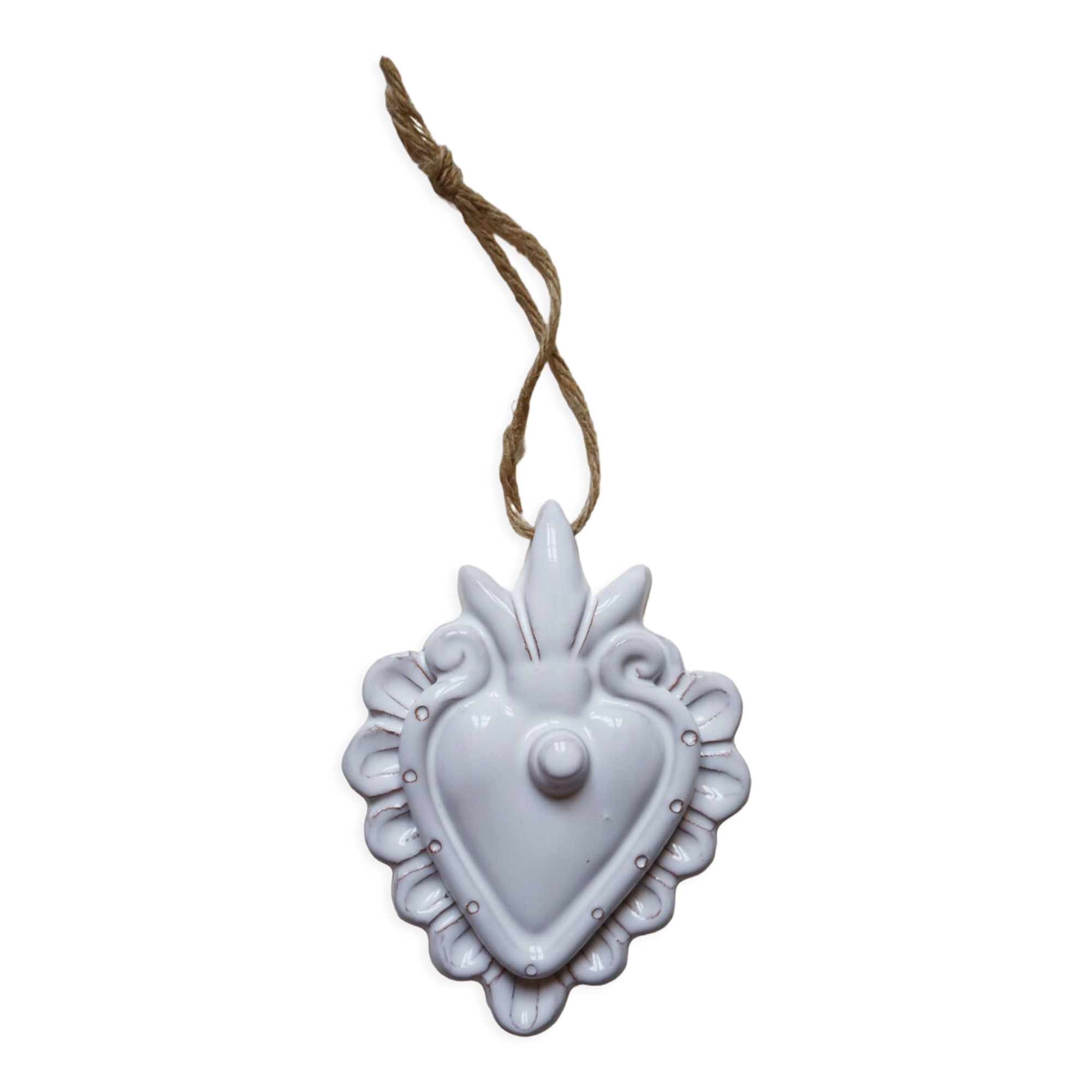 Decorative heart in white ceramic "ribbon"
