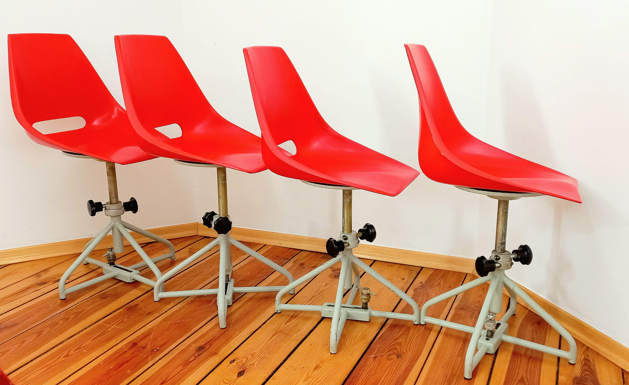 Swivel chair proj. M. Navratil for Vertex, Czechoslovakia 60"