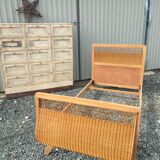 Rattan bed