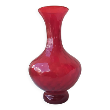 Red glass vase