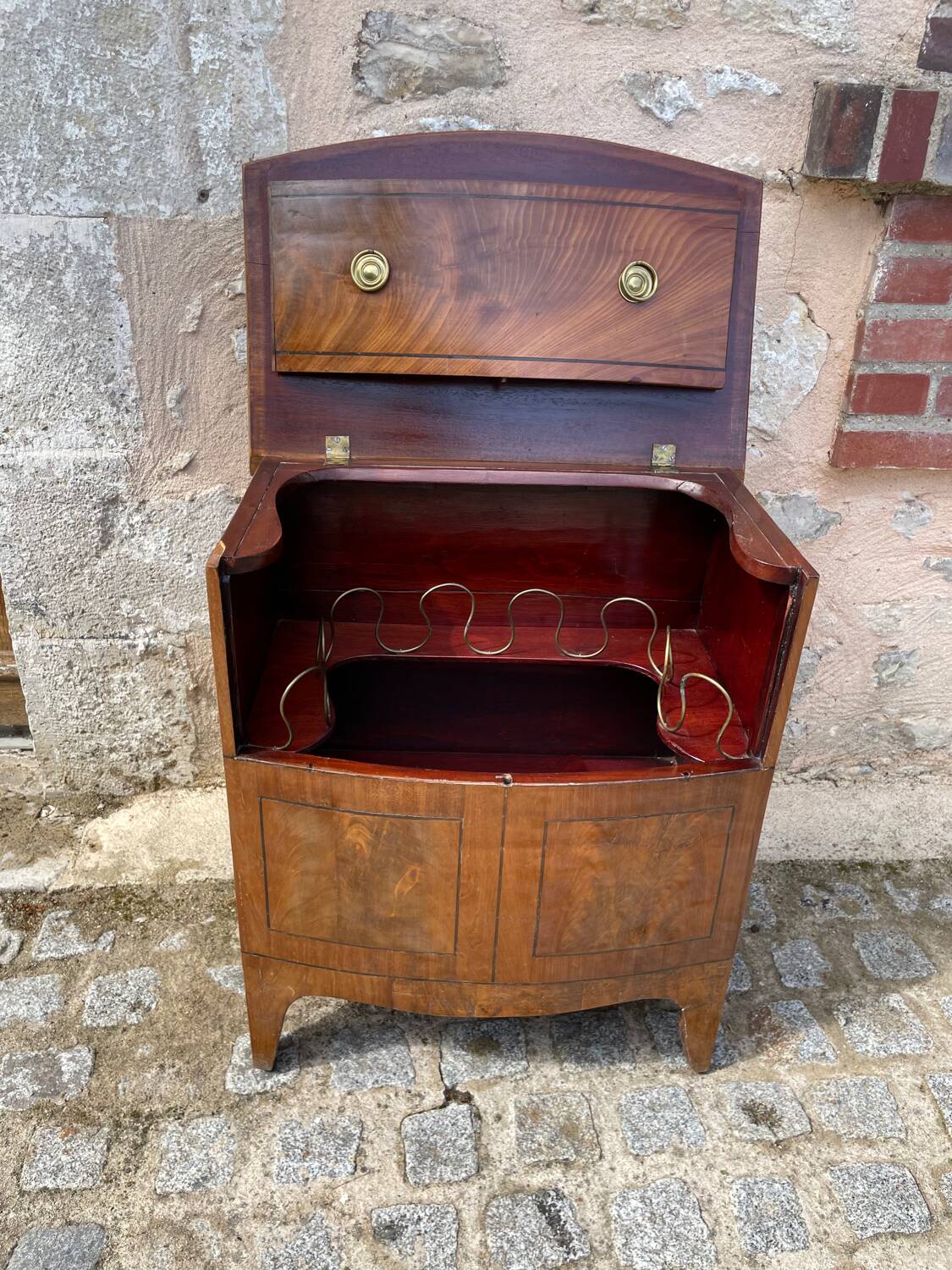 art deco style mini bar