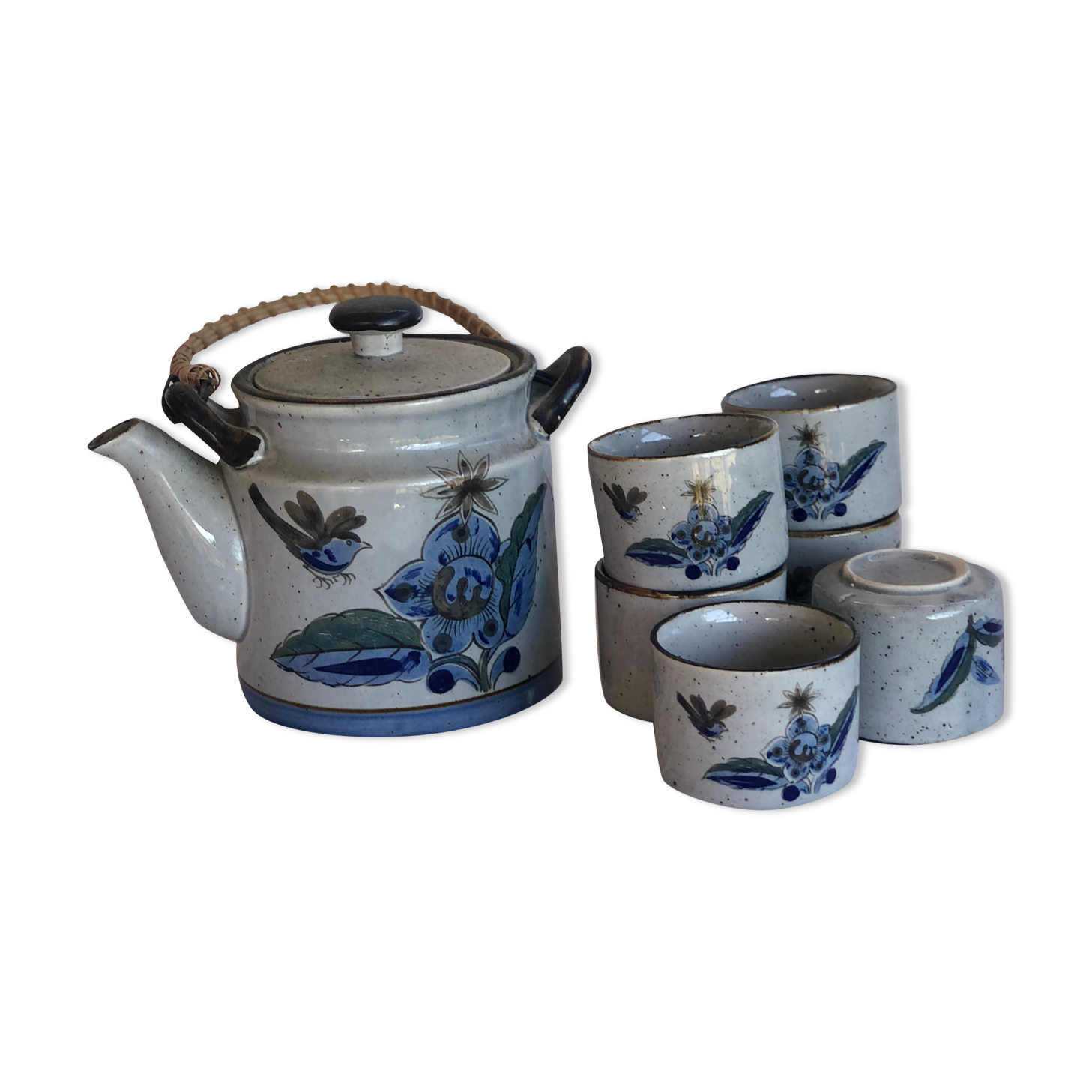 Enamelled tea set