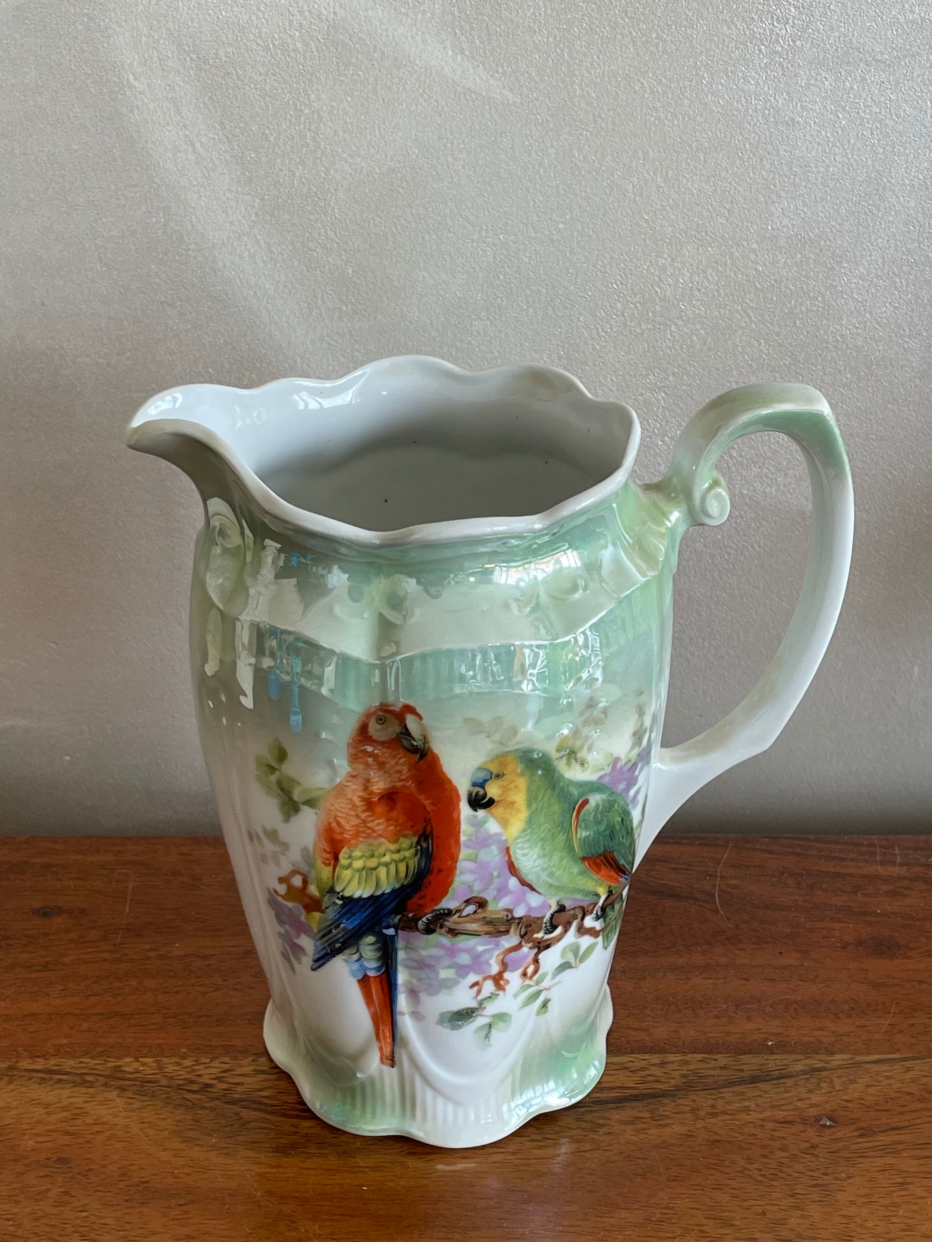 Broc pitcher parrot patterns