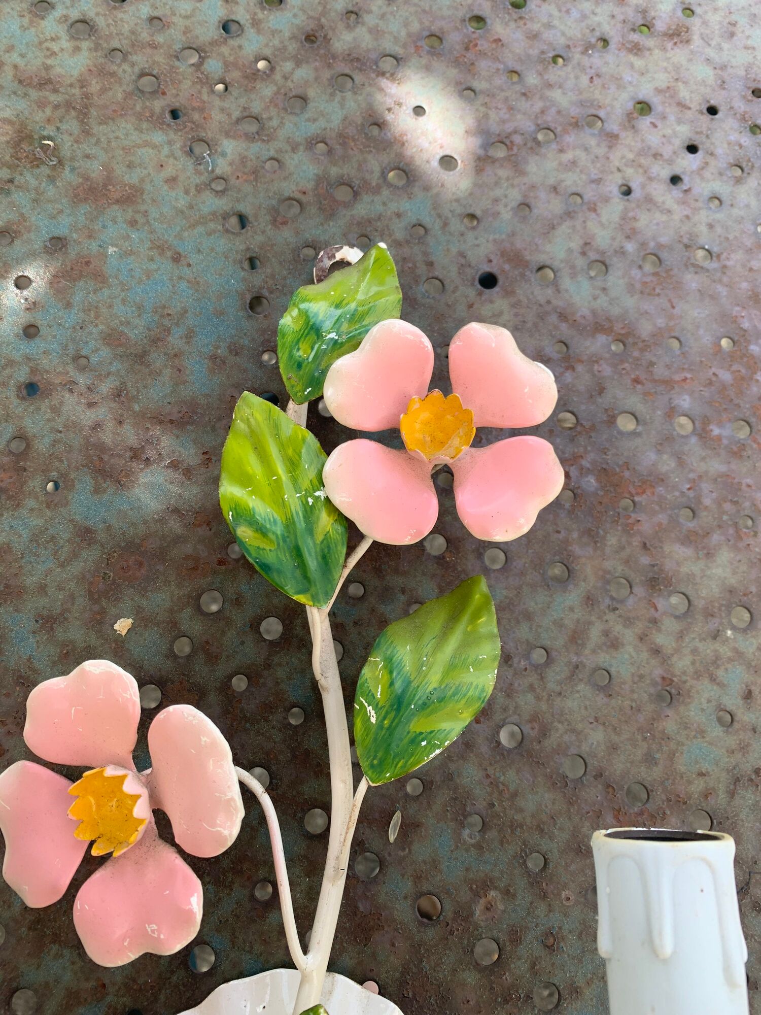 Vegetable wall lamp, pink flowers and green foliage, white, green and pink patina, vintage