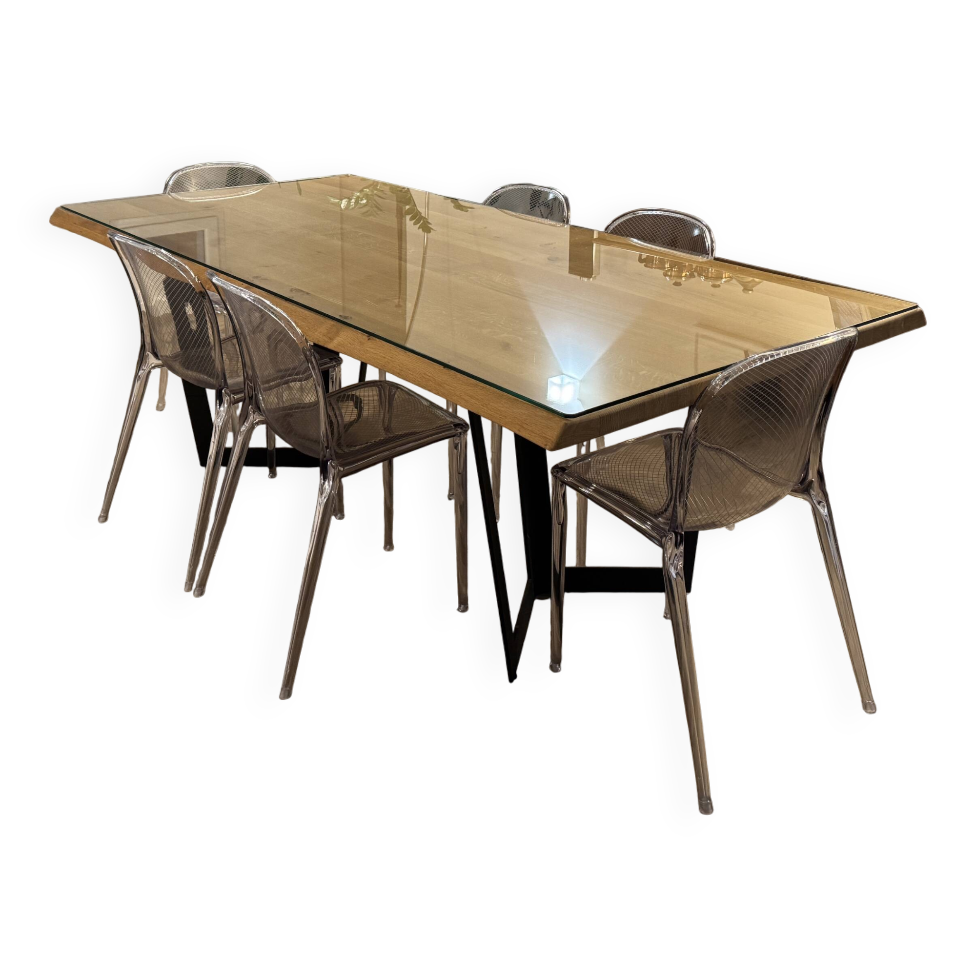 Wooden table model Goyaa published by XXL, 2017