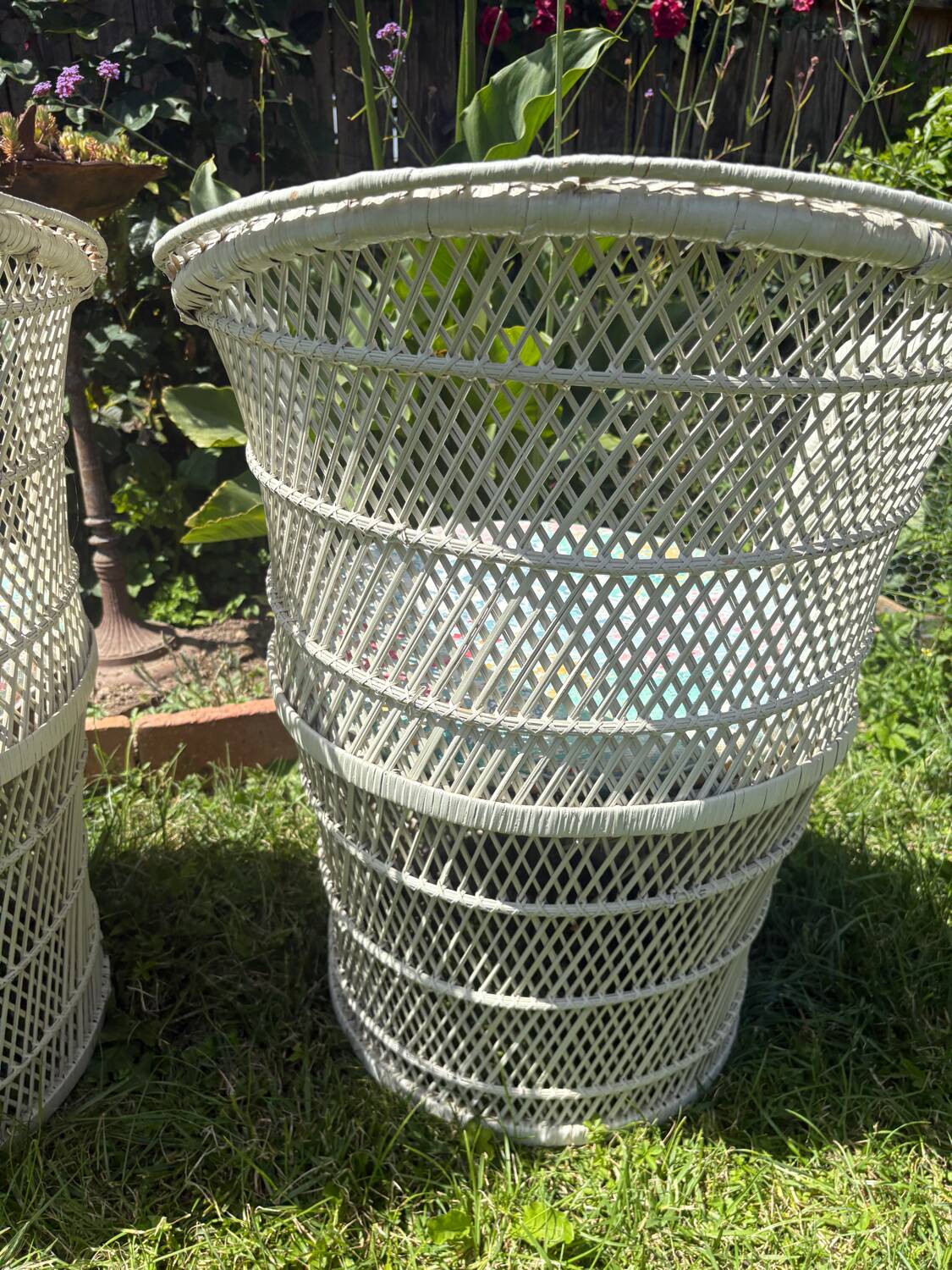 Set of 2 Vintage White Rattan Armchairs – 1970s