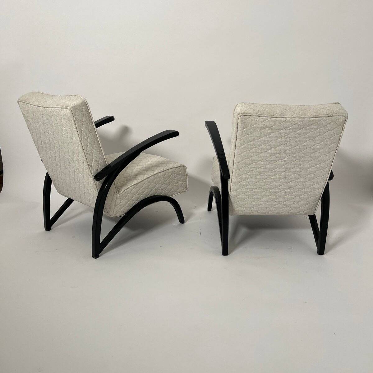Set of Czechian Art Deco Black Laquered Lounge Chairs attributed to J. Halabala for Up Závody, 1930s
