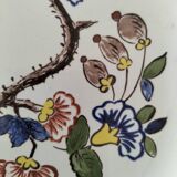 Saint-Clément plate with polychrome floral decoration