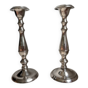 Paire de grands chandeliers - classique