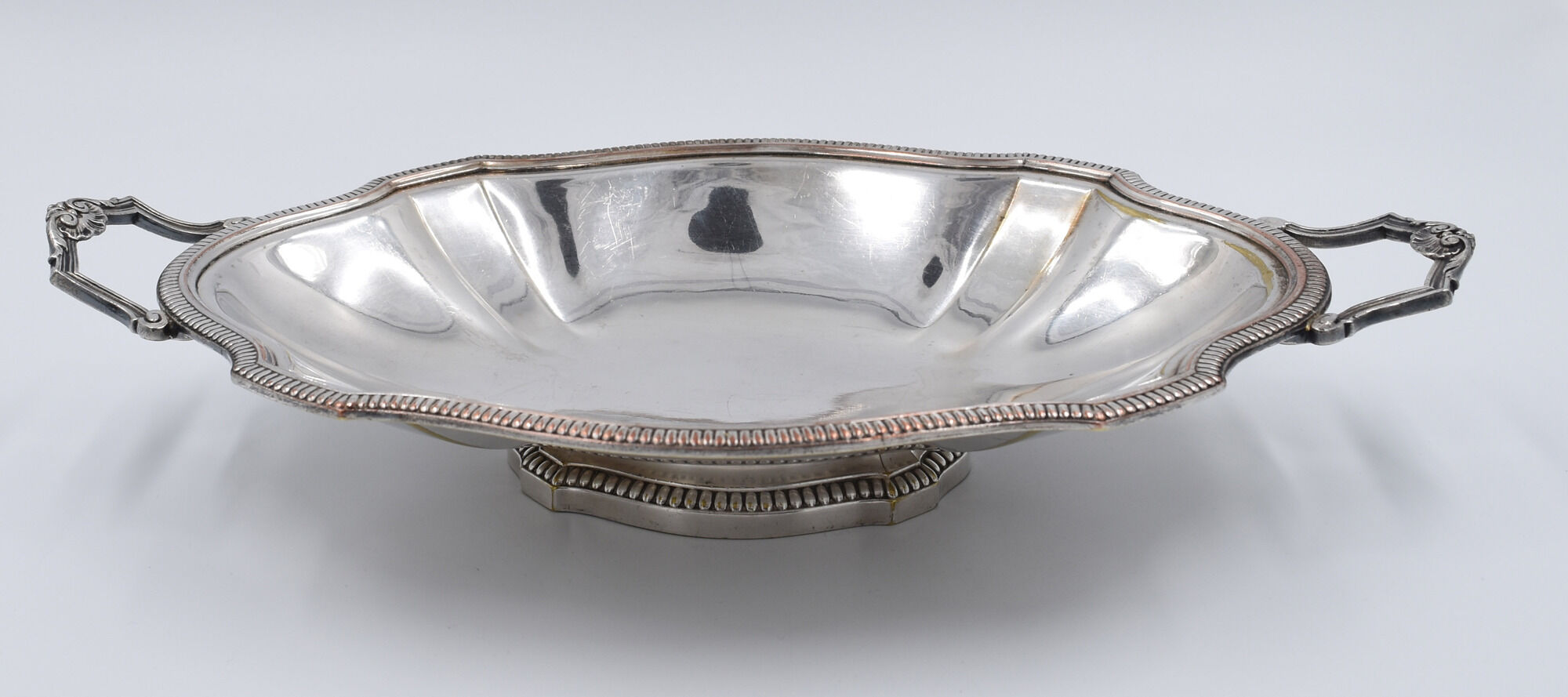 Victor Saglier old flat basket center-of-table table in silver metal