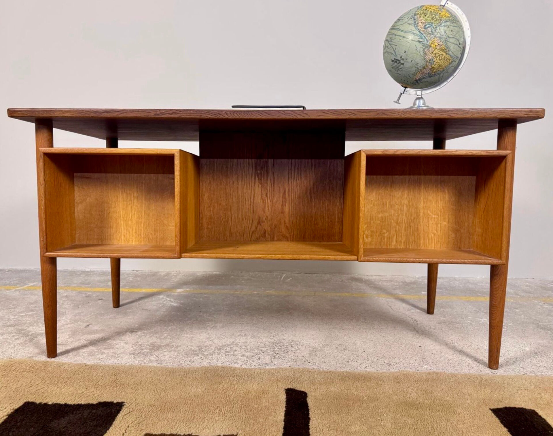 Bureau scandinave de direction double face plateau flottant longueur 1
