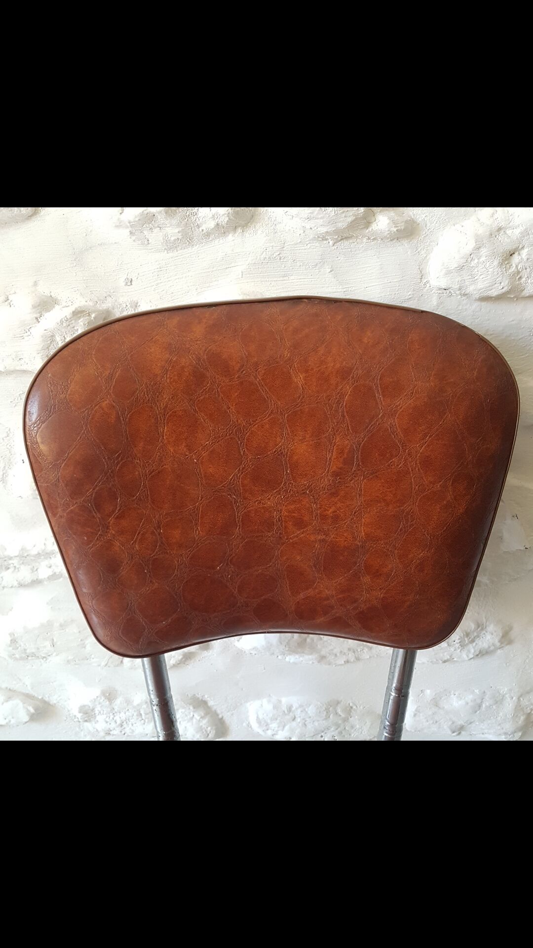 Paire de chaise vintage skaï imitation croco