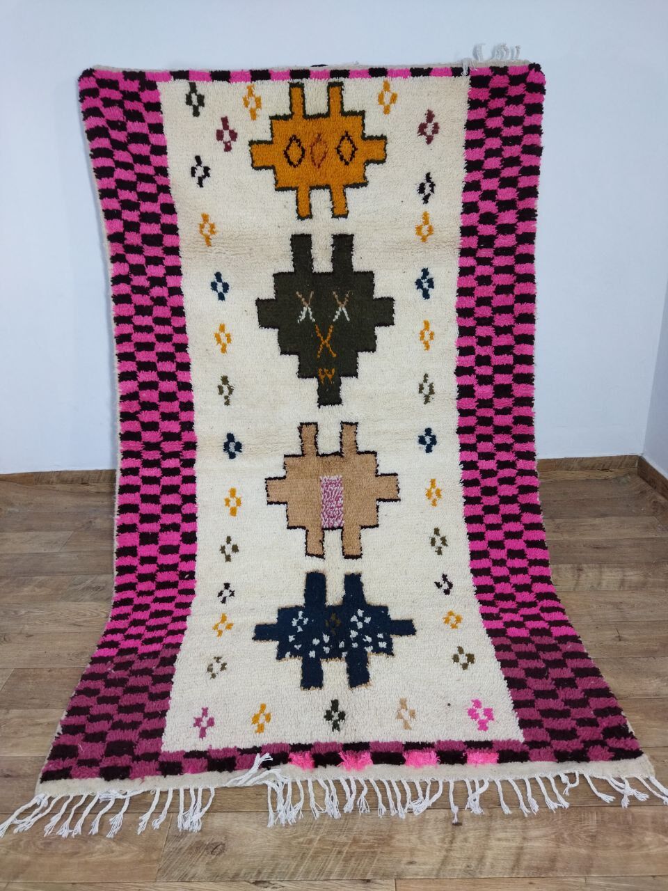 Handmade Moroccan Berber carpet 256x150cm