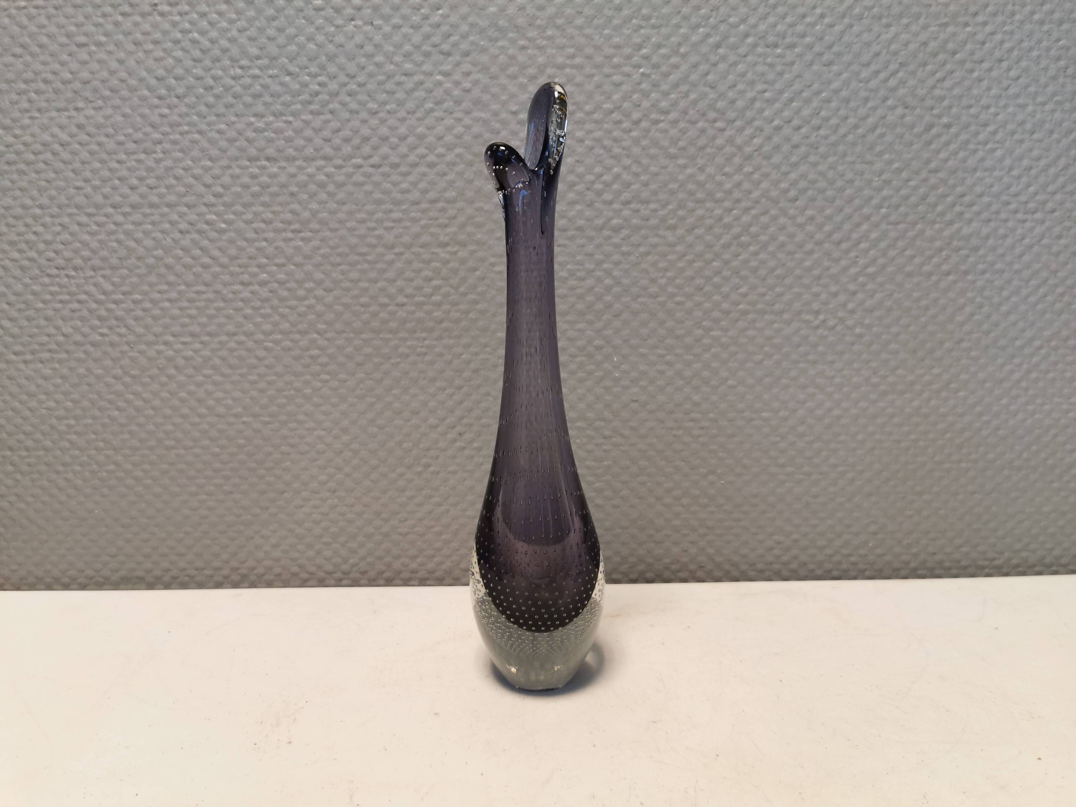 Purple/transperent Beak vase in mouth-blown glass of high quality. Danish design