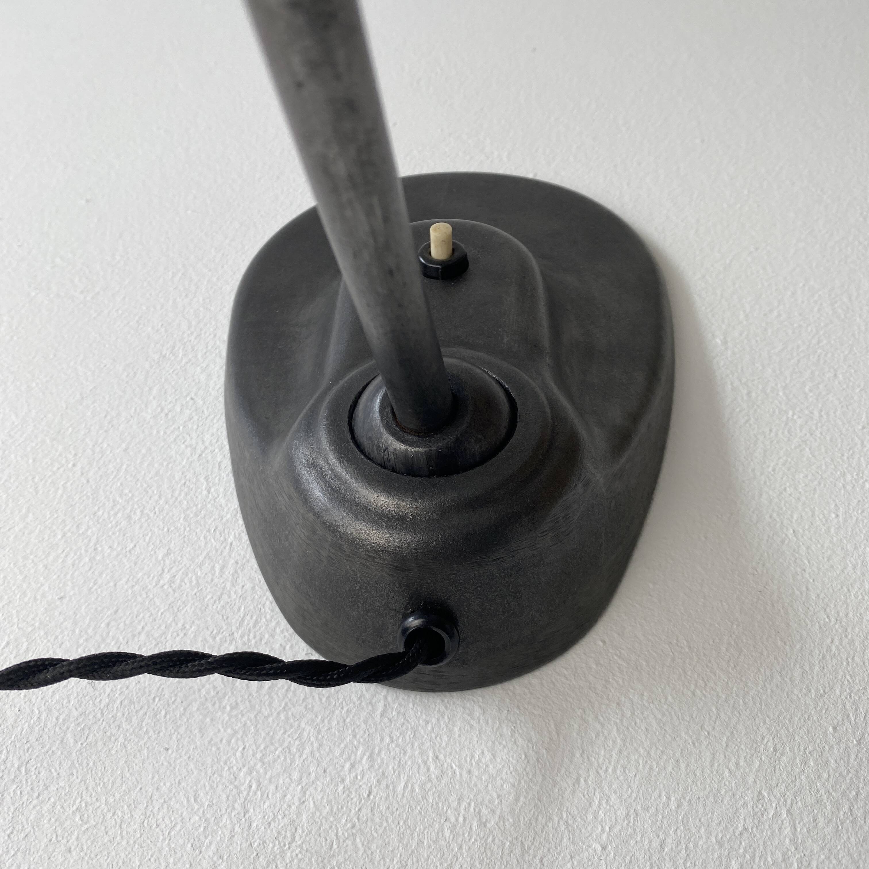 Old Bauhaus desk lamp "Kandem"