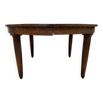 Oval dining table from the Art Deco period