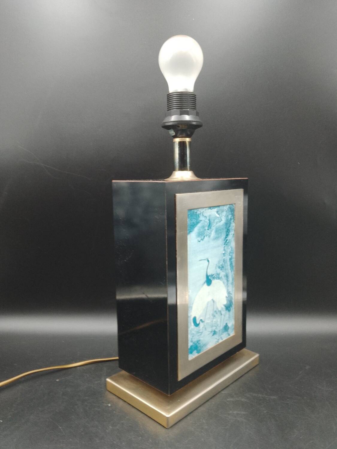 Table lamp the dolphin pagoda 1970 vintage melamine lacquered and brass heron