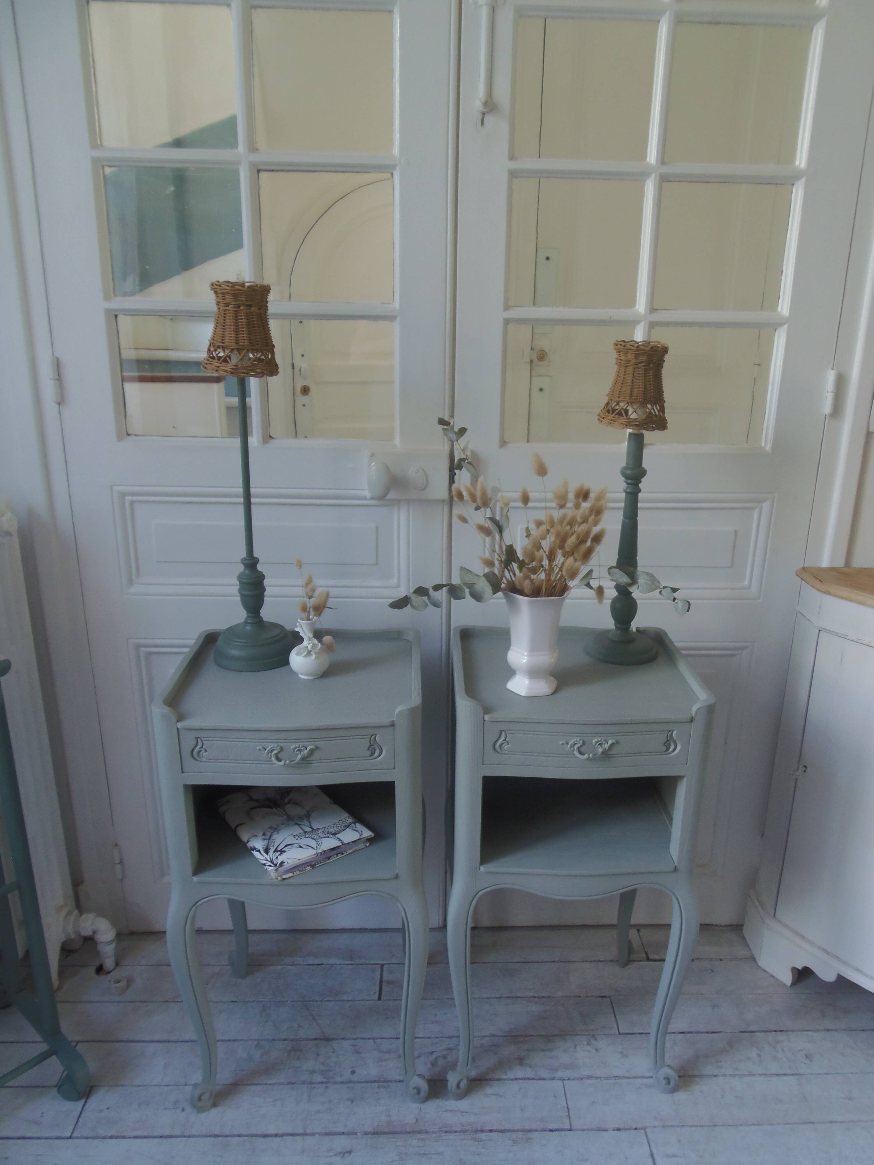 Bedside tables, end tables