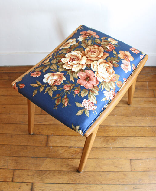 Ottoman vintage retaped
