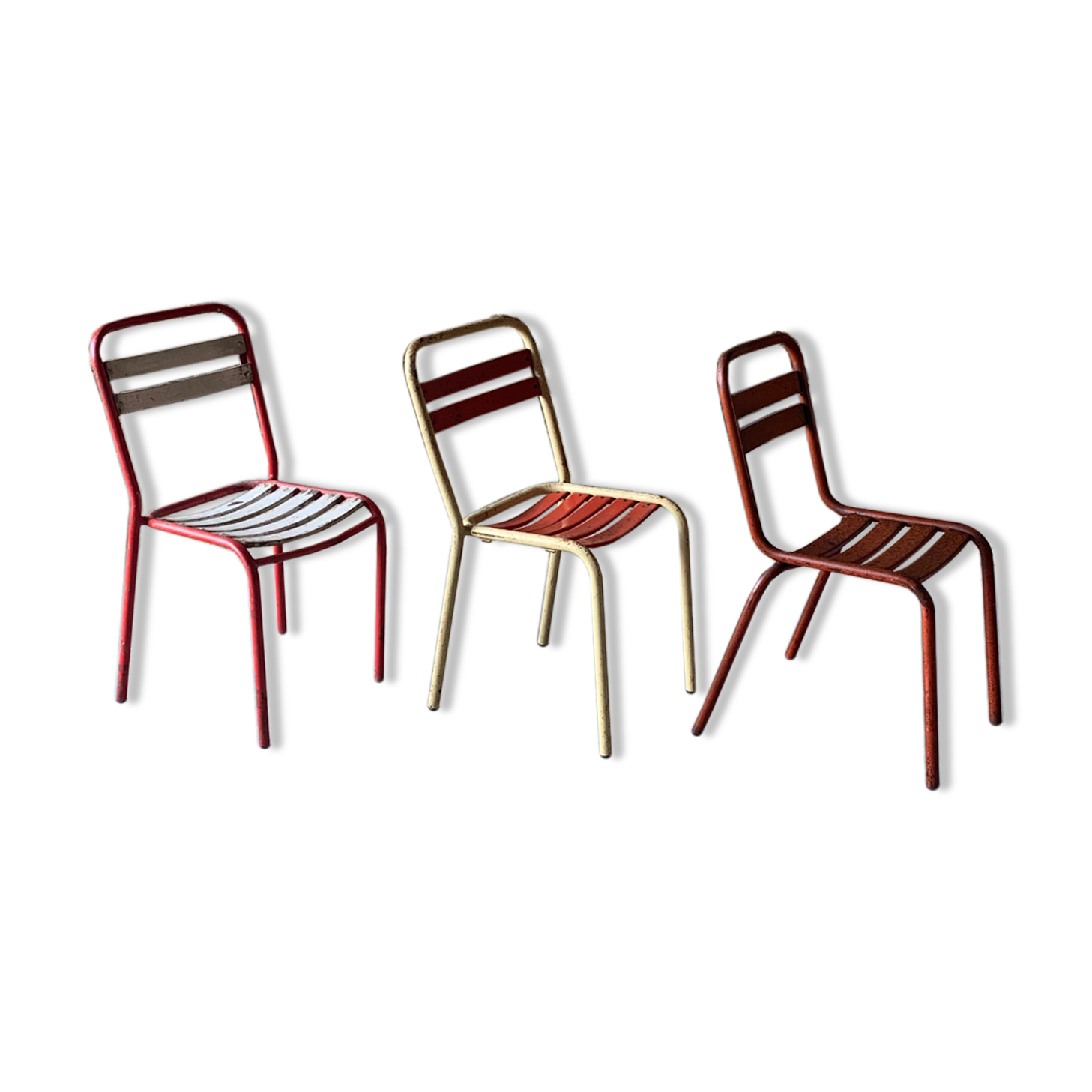 Lot of 3 garden chairs