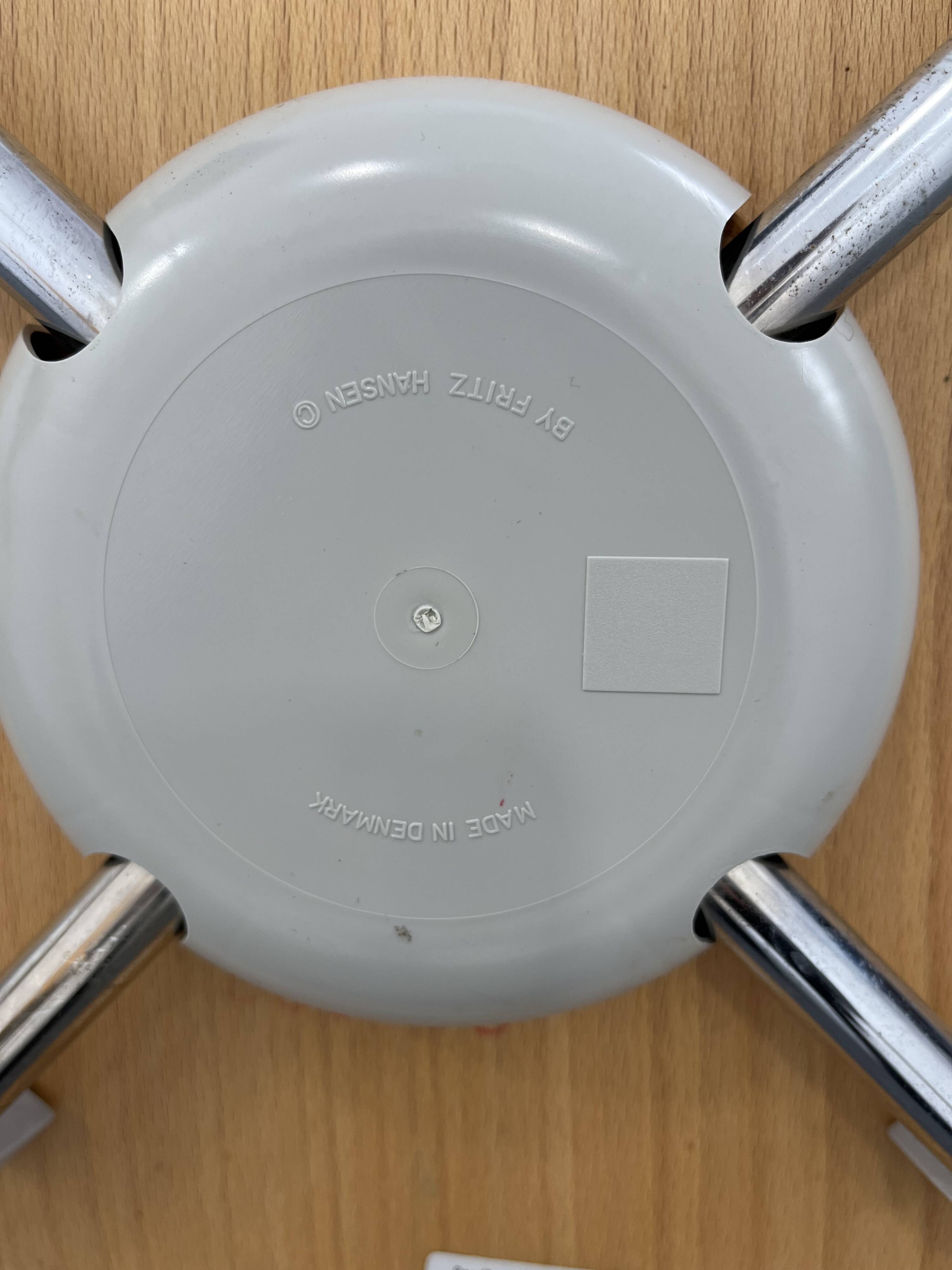 Chairs 3107 by Arne Jacobsen for Fritz Hansen, 1990s