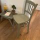 Chaise bistrot Luterma vintage verte grisée