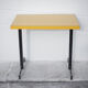 Table de bistrot en fer et formica jaune