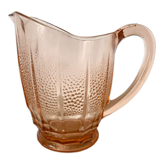 Pichet ancien en verre rose